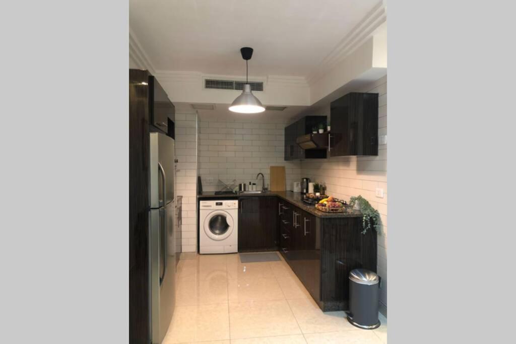 Luxury Apartment In Awesome Location In อัมมาน ภายนอก รูปภาพ
